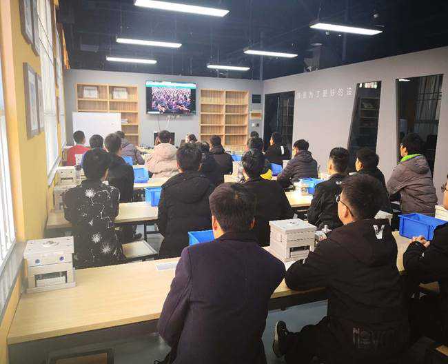 mmexport1545102592863