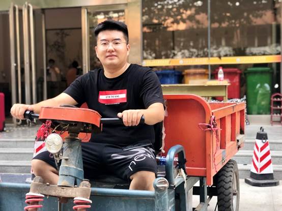 e6cf6ca3-7736-420b-8097-35946323f64c